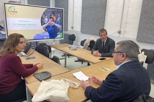 Romain Eskenazi à l’ESAT Ezanville : une matinée riche en échanges
